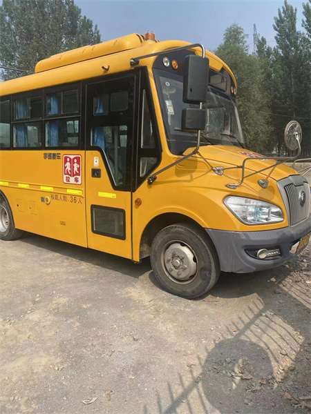 山東36座二手校車(chē)